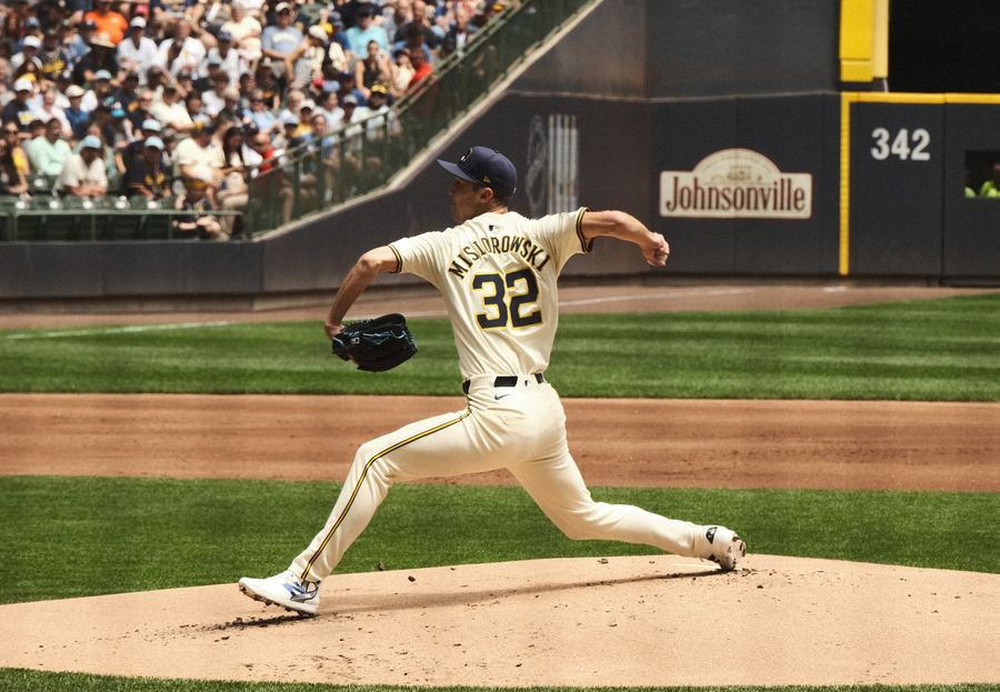Archive: Jacob Misiorowski pitching delivery (Brewers #32), American Family Field era (Drovetochicago / Wikimedia Commons, CC BY-SA 4.0). Not the 15 September 2026 PNC Park clinch, not the clubhouse TV watch of Braves–Cubs, and not a day-of Pirates series still.